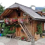 Primushaeusl Gaestehaus ホームステイ *