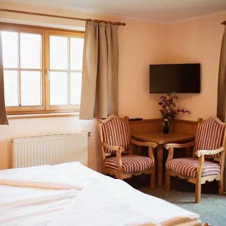 Quarto em Acomodações Particulares Primushaeusl Gaestehaus