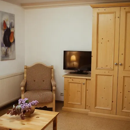 Homestay Primushaeusl Gaestehaus Strobl