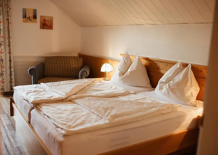 Primushaeusl Gaestehaus Rum i privatbostad *