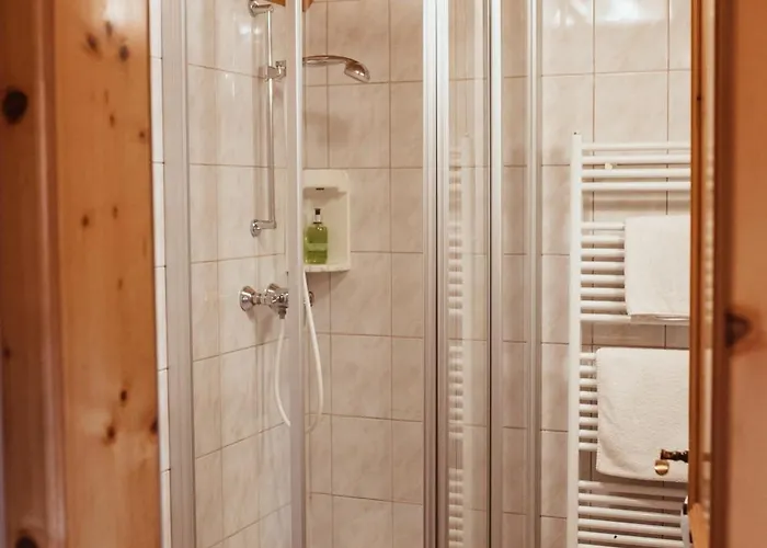 Primushaeusl Gaestehaus שטרובל