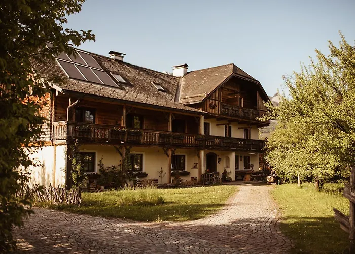 ホームステイ Primushaeusl Gaestehaus ストローブル